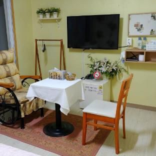 Castle Motel main photo