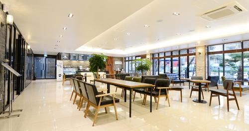 Sacheon Tourist Hotel photo 5