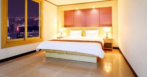 Sacheon Tourist Hotel main photo