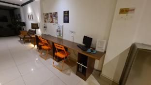 BG Travellers Hostel - Facilities - 4