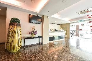 Grand CT Hotel photo 2