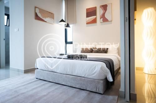 The Shore by Calvin photo 5