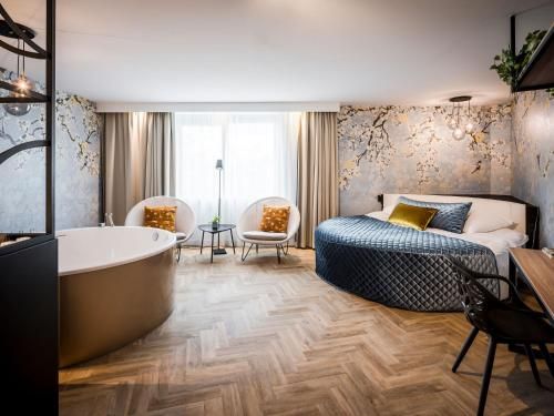 Hotel Van der Valk Maastricht - Bathroom - 1