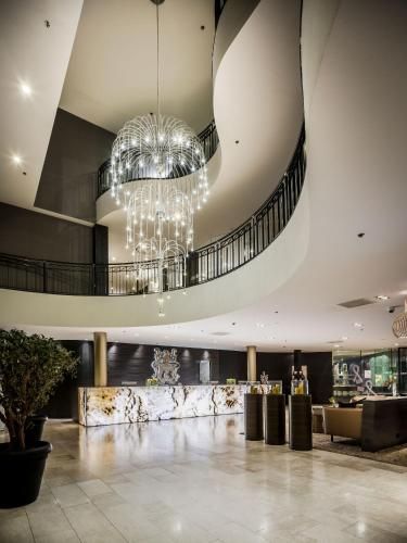 Hotel Van der Valk Maastricht - Lobby - 4