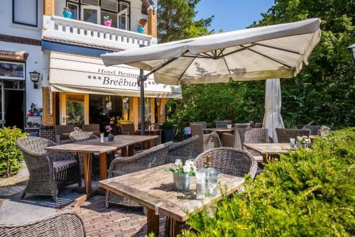 Dijkstra Hotels - Exterior view - 1