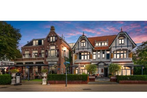 Dijkstra Hotels - Exterior view - 4