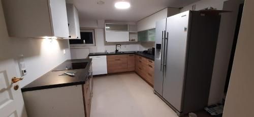 Rooms in easy accessible new apartment near Stave church - Kitchen - 2
