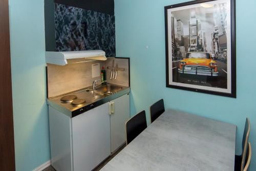 Pensjonat Jarlen - Kitchen - 2