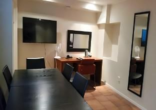 Chesterfield Hotel photo 3