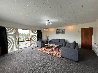 Parkview Holiday Home - Bar/lounge