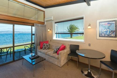 Oasis Beach Resort - Facilities