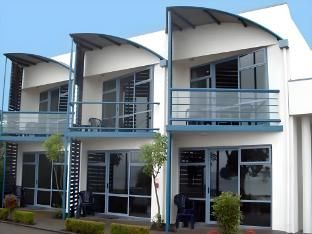 Sails on the Lake photo 4