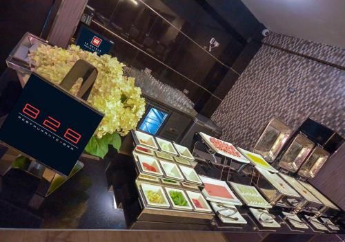 qp Hotels Trujillo - Food and beverages - 4
