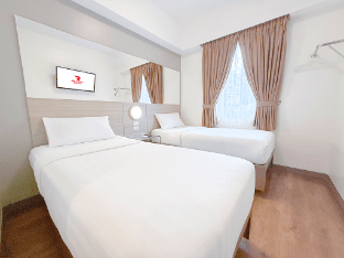 Red Planet Manila Aseana City - Bed