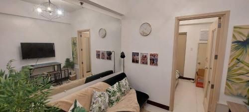 CHATEAU ELYSEE a7 near Airport and Sm mall photo 2