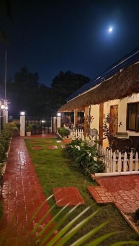 Glorias Panglao Inn 2 (Family/Group Rooms) main photo