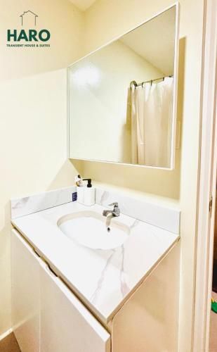 Condo near Session Road with Balcony - Bathroom - 4