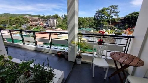 Brentwood Villas photo 2