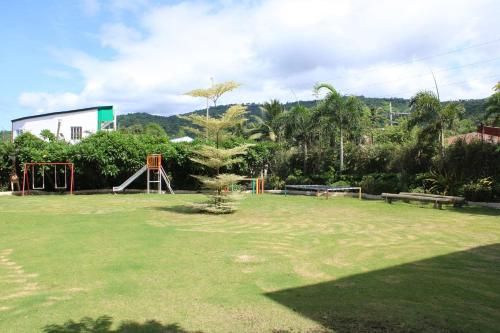 Leonida's Exclusive Resort - Playground - 2