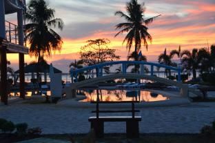 Sagastrand Beach Resort: Barkada Room main photo