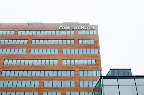 Comfort Hotel Vasteras - Entrance - 2