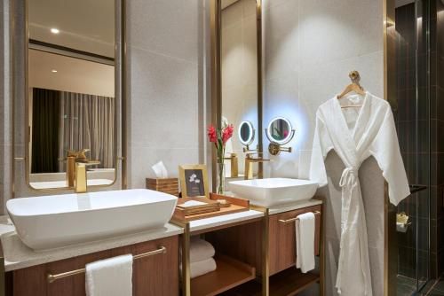 Citadines Connect City Centre Singapore - Bathroom - 1