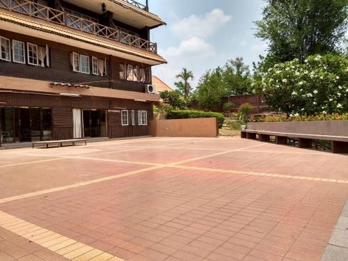 สายชลวิว ริเวอร์แคว - Balcony/terrace - 3