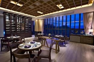 THE GAYA HOTEL photo 2