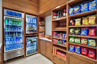 Fairfield by Marriott Inn & Suites Orlando at FLAMINGO CROSSINGS® Town Center photo 3