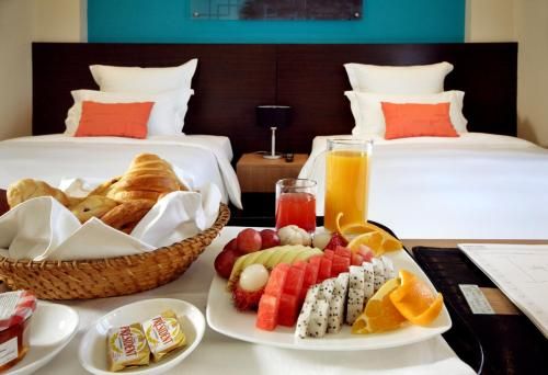Mercure Hanoi La Gare Hotel - Food and beverages - 2